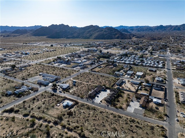 Detail Gallery Image 15 of 23 For 61954 Plaza Rd, Joshua Tree,  CA 92252 - – Beds | – Baths