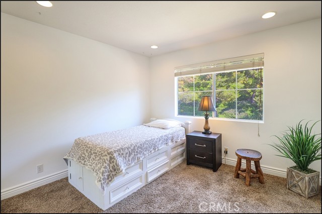 Detail Gallery Image 23 of 28 For 39 Merlin Ave, Aliso Viejo,  CA 92656 - 4 Beds | 2/1 Baths