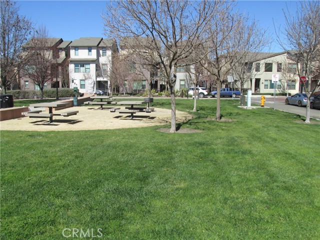 Detail Gallery Image 3 of 20 For 2174 Morrow St, Hayward,  CA 94541 - 4 Beds | 3/1 Baths