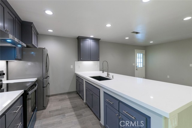 Detail Gallery Image 9 of 38 For 1821 W 8th St, Merced,  CA 95341 - 3 Beds | 2 Baths