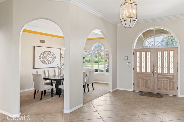 Detail Gallery Image 5 of 74 For 31396 Lake Vista Cir, Bonsall,  CA 92003 - 4 Beds | 3/1 Baths