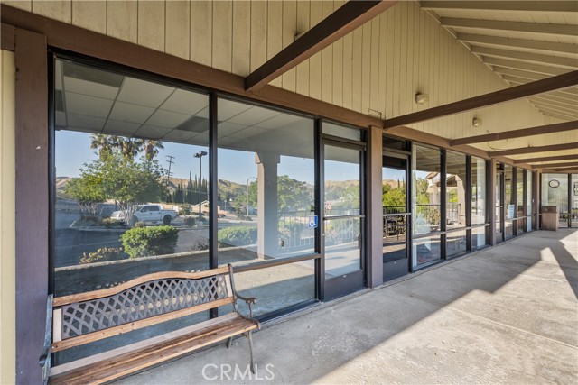 28200 Bouquet Canyon Rd, Saugus (santa Clarita), California 91350, ,Commercial Lease,For Rent,28200 Bouquet Canyon Rd,CRSR25009283