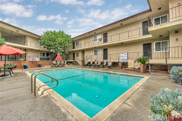 Detail Gallery Image 33 of 41 For 3907 La Crescenta Avenue #208,  La Crescenta,  CA 91214 - 1 Beds | 1 Baths