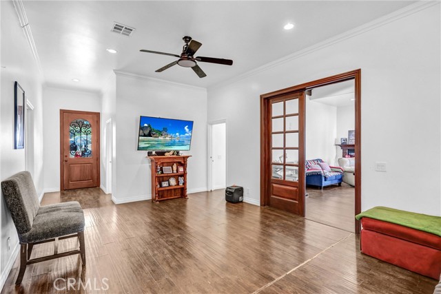 Detail Gallery Image 12 of 52 For 1048 S Willow, West Covina,  CA 91790 - 4 Beds | 3 Baths