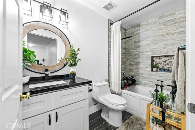 327 North 3RD, K photo 16