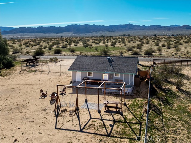 Detail Gallery Image 24 of 32 For 65076 E Broadway, Joshua Tree,  CA 92252 - 2 Beds | 1 Baths