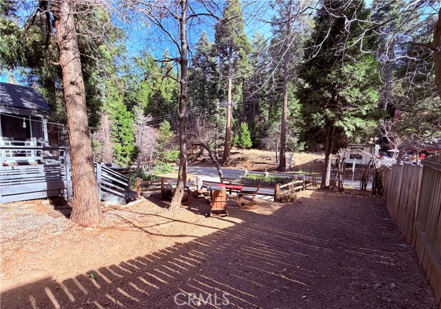 Detail Gallery Image 9 of 51 For 926 Kuffel Canyon, Lake Arrowhead,  CA 92385 - 2 Beds | 1 Baths