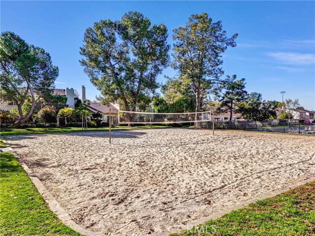 Detail Gallery Image 31 of 31 For 54 Willow Tree Ln, Irvine,  CA 92612 - 3 Beds | 2/1 Baths