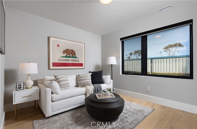 Detail Gallery Image 19 of 35 For 502 W Balboa Blvd, Newport Beach,  CA 92661 - 3 Beds | 3/1 Baths