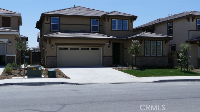 15589 Basil Leaf Ln, Fontana, CA 92336