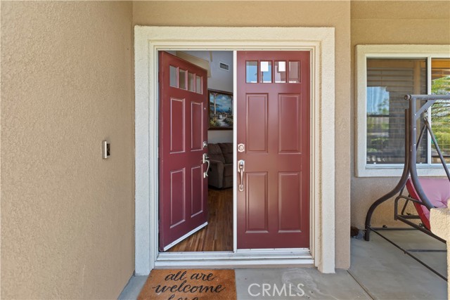 16462 Sun Summit Drive, Riverside CA: https://media.crmls.org/medias/ff58e85a-cceb-4573-aef5-38ce8292ceef.jpg