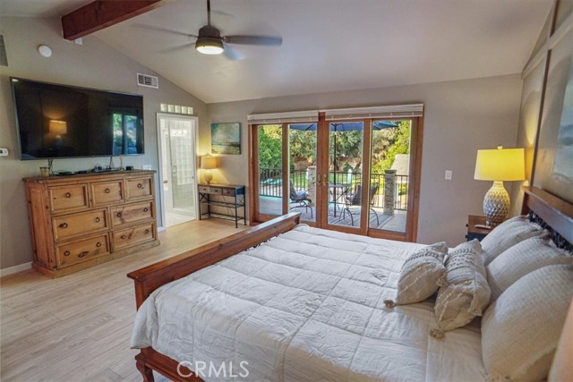 10624 Nevada Avenue, Chatsworth CA: https://media.crmls.org/medias/ff5a7a89-7b25-4790-a81b-e239c30212a8.jpg