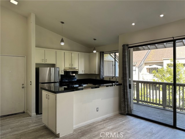 Detail Gallery Image 42 of 72 For 10520 Lakeside Dr #L,  Garden Grove,  CA 92840 - 1 Beds | 1 Baths