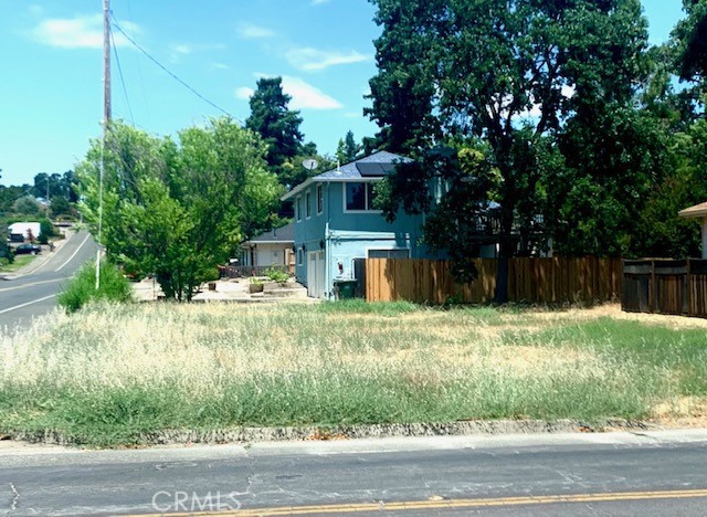 1945 Lakeshore Boulevard, Lakeport CA: https://media.crmls.org/medias/ff5c8e55-ea4f-4c86-9091-61542a994fe3.jpg