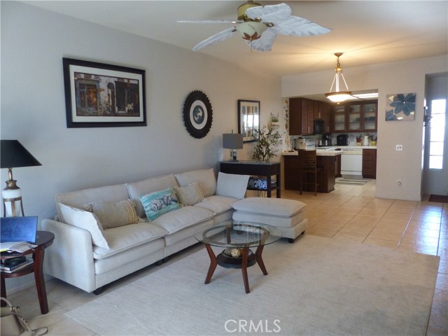 Image 6 of 57 For 43756 Avenida Alicante