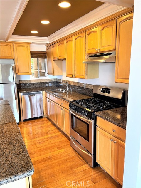 100 Cliff Drive, Laguna Beach CA: https://media.crmls.org/medias/ff5cd5ed-d388-40dd-acf6-0ef4cf1f2810.jpg