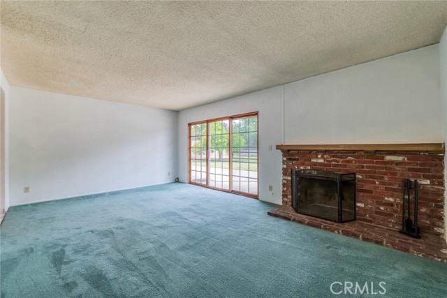 17415 Minnehaha Street, Granada Hills CA: https://media.crmls.org/medias/ff5d000d-982c-4a23-b4eb-f821b99ca591.jpg
