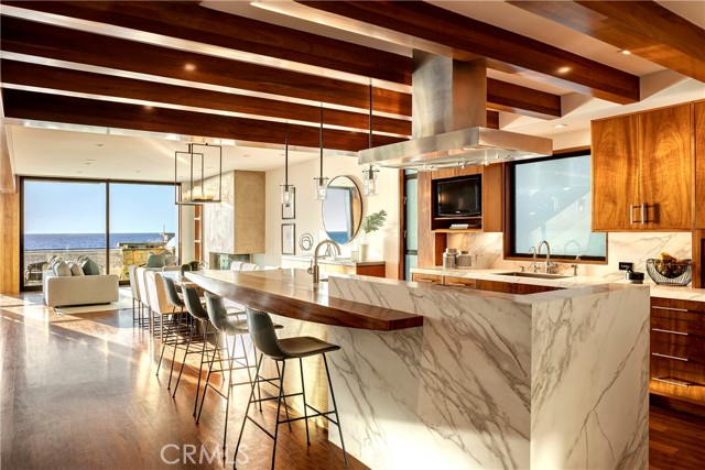 732 The Strand, Hermosa Beach, California 90254, 4 Bedrooms Bedrooms, ,2 BathroomsBathrooms,Residential,Sold,The Strand,SB25197850