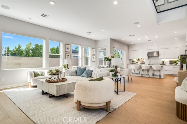 Detail Gallery Image 1 of 58 For 301 Brackens, Lake Forest,  CA 92630 - 4 Beds | 4 Baths