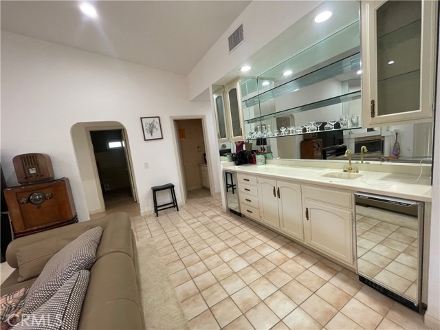 8731 Clubhouse Boulevard, Desert Hot Springs CA: https://media.crmls.org/medias/ff5df59d-f3d4-43fa-a37f-eeac6d066981.jpg