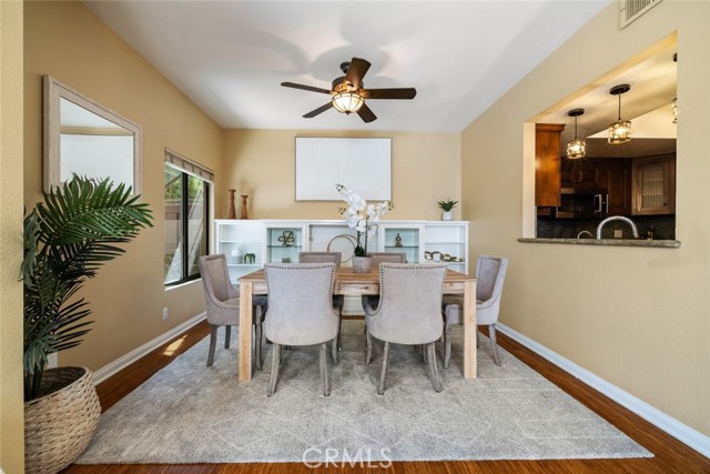 484 S Euclid Avenue, Pasadena CA: https://media.crmls.org/medias/ff5ece7b-9ae2-4d3d-8fb8-3c53baace6d5.jpg