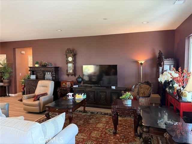 Detail Gallery Image 5 of 26 For 553 Chalakat Ct, San Jacinto,  CA 92582 - 3 Beds | 2 Baths