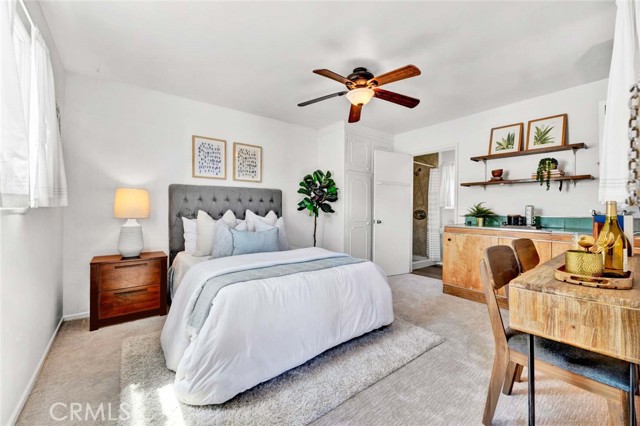 300 34th Street, Newport Beach CA: https://media.crmls.org/medias/ff62713c-8580-4c4f-b36e-3da4c9d2891b.jpg
