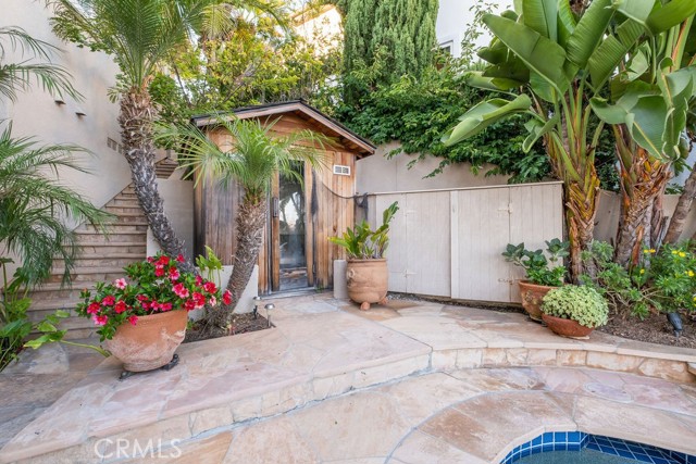 5 Sea View Lane, Newport Coast CA: https://media.crmls.org/medias/ff62c02d-97ff-47b5-a571-62c2e8083bf1.jpg