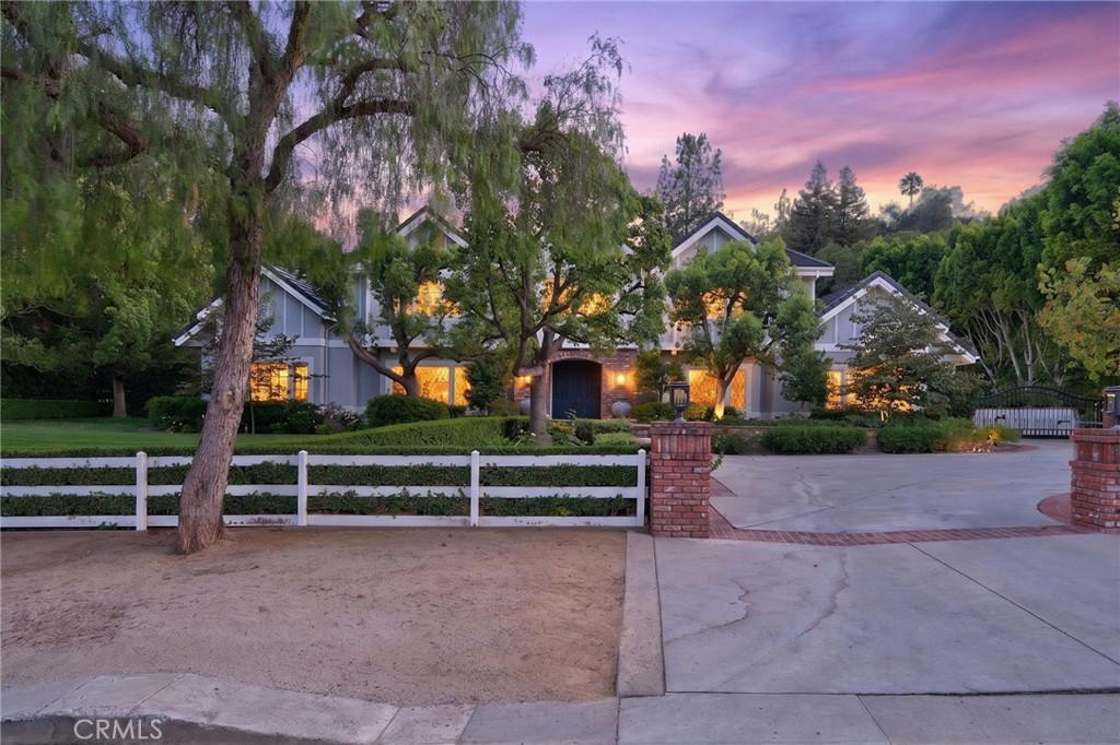 25225 Eldorado Meadow Road — Tudor,English