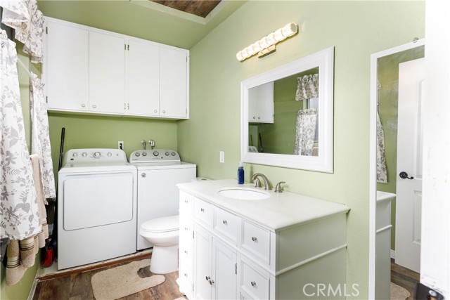 Detail Gallery Image 11 of 25 For 1187 Scenic Way, Rimforest,  CA 92378 - 2 Beds | 1/1 Baths