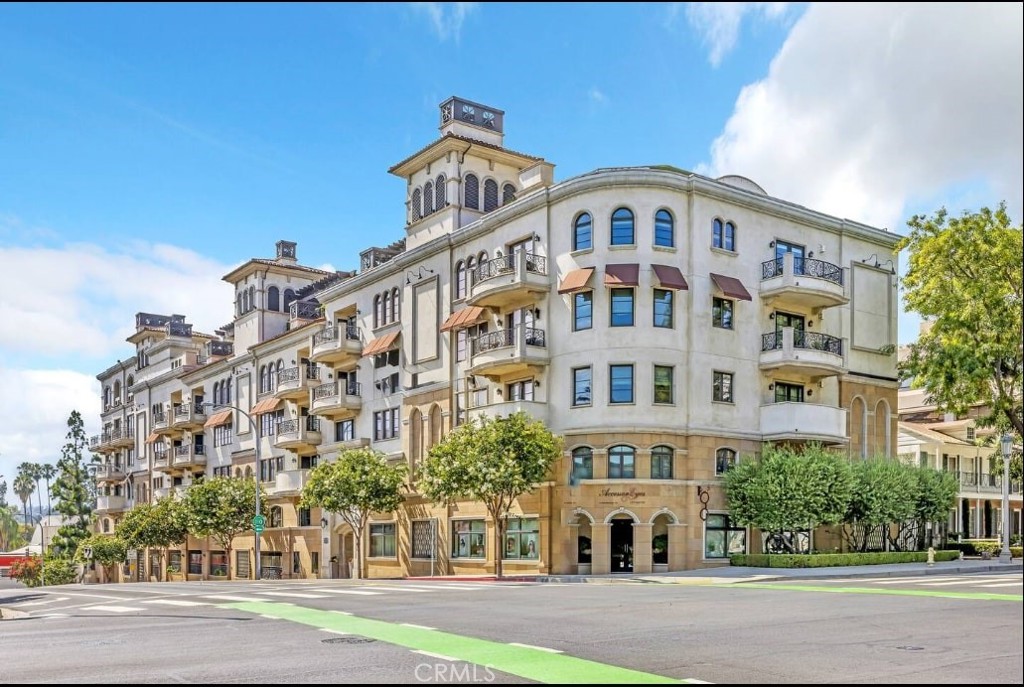 155 Cordova Street #203