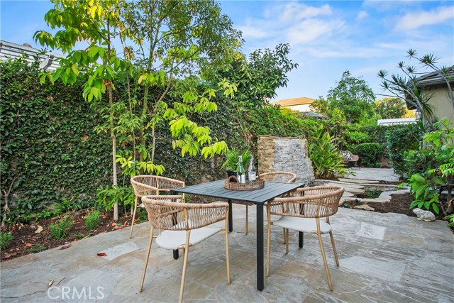 Detail Gallery Image 23 of 52 For 11 Flora Springs, Irvine,  CA 92602 - 4 Beds | 3 Baths