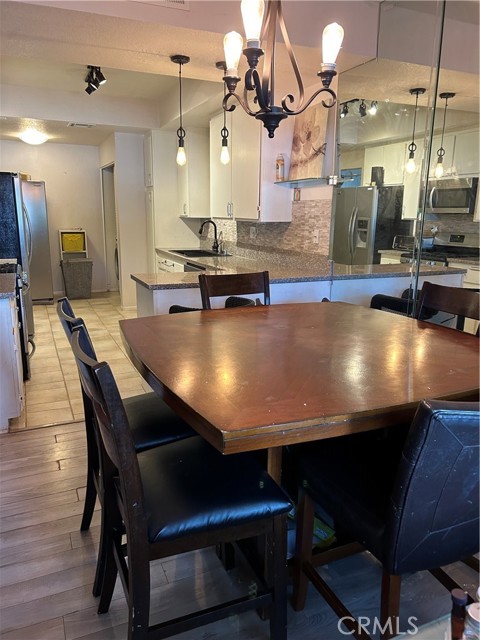 13331 Moorpark Street, Sherman Oaks CA: https://media.crmls.org/medias/ff6973d7-c306-4234-8366-944daff35d99.jpg