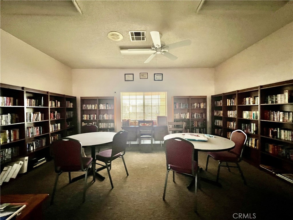 https://media.crmls.org/medias/ff69b265-f147-4690-94dd-ed38b36d4ef2.jpg?preset=X-Large