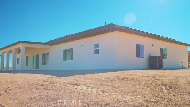 Detail Gallery Image 5 of 33 For 28060 Calcite St, Barstow,  CA 92311 - 4 Beds | 3 Baths