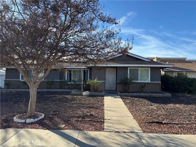 Detail Gallery Image 1 of 22 For 203 Brandon Way, Hemet,  CA 92545 - 2 Beds | 2 Baths