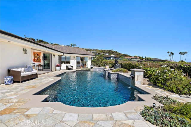 23012 Bering Sea Drive, Dana Point CA: https://media.crmls.org/medias/ff6b5342-b47d-47b1-9492-3169e44b92b6.jpg