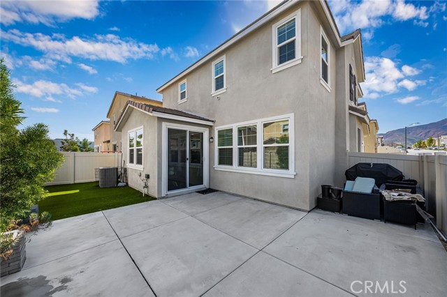 Detail Gallery Image 30 of 40 For 17181 Gray Pine Pl, San Bernardino,  CA 92407 - 3 Beds | 2/1 Baths