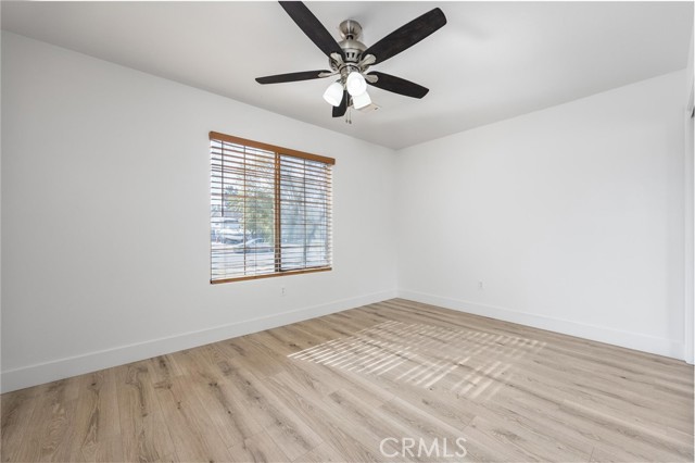 Detail Gallery Image 34 of 56 For 10302 Willow Bend Ct, Bakersfield,  CA 93312 - 4 Beds | 2 Baths