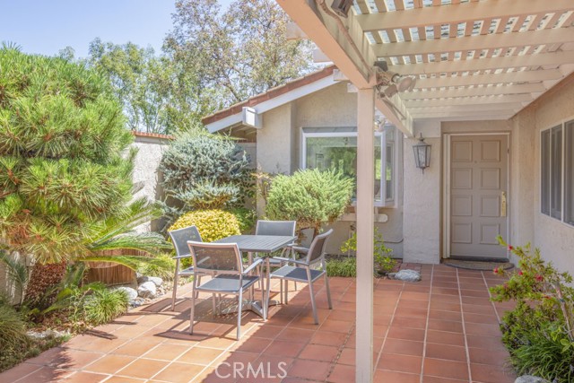 5089 Ovalo, Laguna Woods CA: https://media.crmls.org/medias/ff6c0405-5811-430e-a2cd-c559408ba7e4.jpg