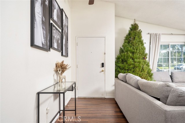 Detail Gallery Image 8 of 38 For 3282 Gallion, Riverside,  CA 92503 - 3 Beds | 2 Baths