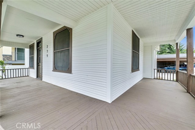 239 N San Antonio Avenue, Upland CA: https://media.crmls.org/medias/ff6dba5b-d8d5-41ef-9bc2-0469e23ec684.jpg