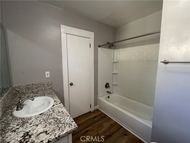 Detail Gallery Image 9 of 15 For 429 Wilson Ave, Bakersfield,  CA 93308 - 2 Beds | 1 Baths