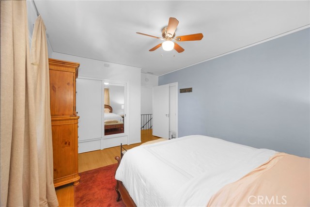 929 E Marshall Place, Long Beach CA: https://media.crmls.org/medias/ff6e3922-7c0f-4d64-b938-975f28b29daf.jpg