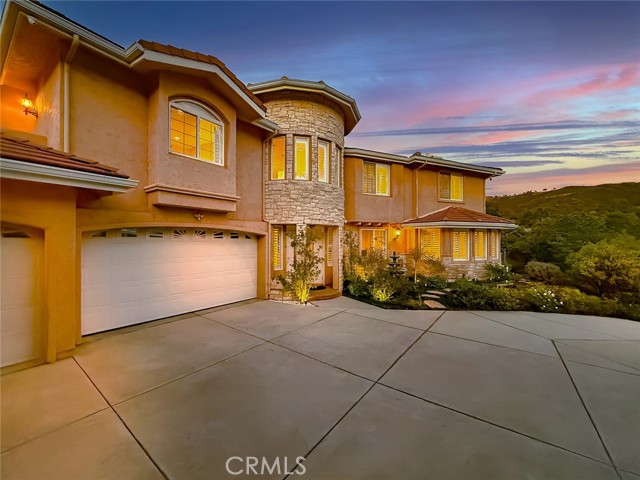 2775 Edgeview Court, Newbury Park CA: https://media.crmls.org/medias/ff71a15b-fc00-4835-b678-9120b75d063b.jpg
