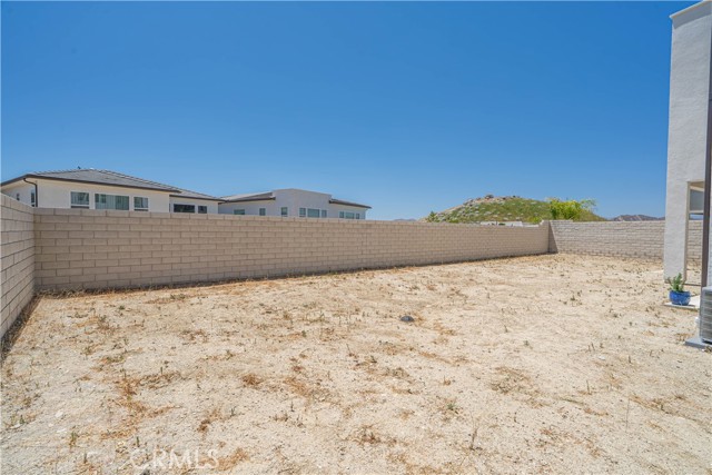 27871 Screenplay Place, Valencia CA: https://media.crmls.org/medias/ff71a464-9f06-49ea-b422-5e64bb06a0e2.jpg