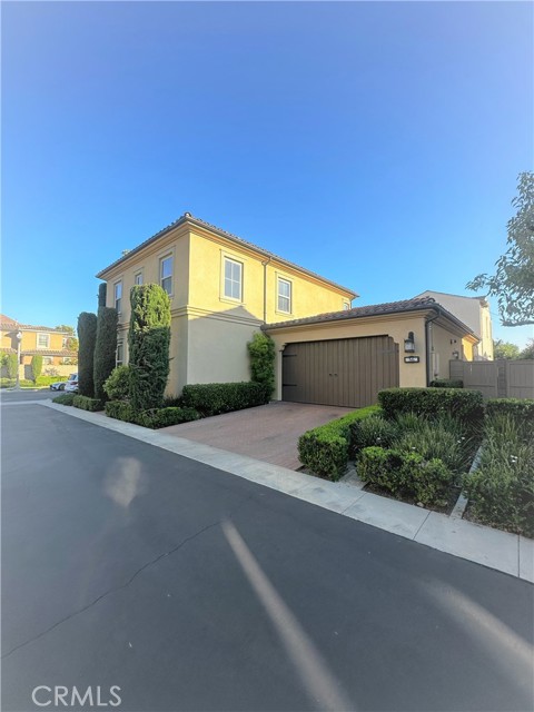 Detail Gallery Image 3 of 32 For 56 Twin Gables, Irvine,  CA 92620 - 3 Beds | 2/1 Baths