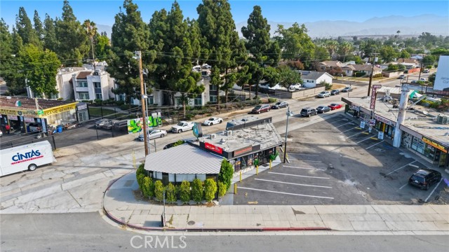  Commercial for Sale in Sun Valley, California