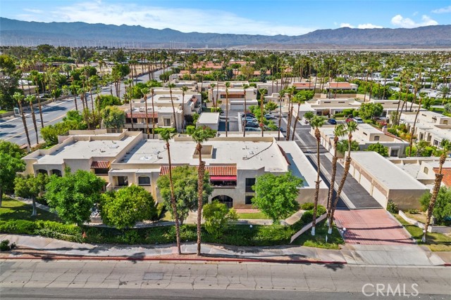 200 E Racquet Club Rd, Palm Springs CA: https://media.crmls.org/medias/ff726a5d-0c22-43cd-8416-3f1ef5a51a56.jpg