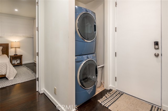 2804 Highland Avenue, Manhattan Beach, California 90266, 4 Bedrooms Bedrooms, ,3 BathroomsBathrooms,Residential,Sold,Highland,SB22116768